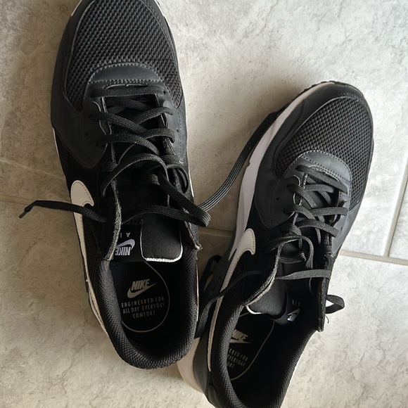 Fairly used Nike Air Max Excee in color black and white, US size 11.5. - Picture 13 of 14